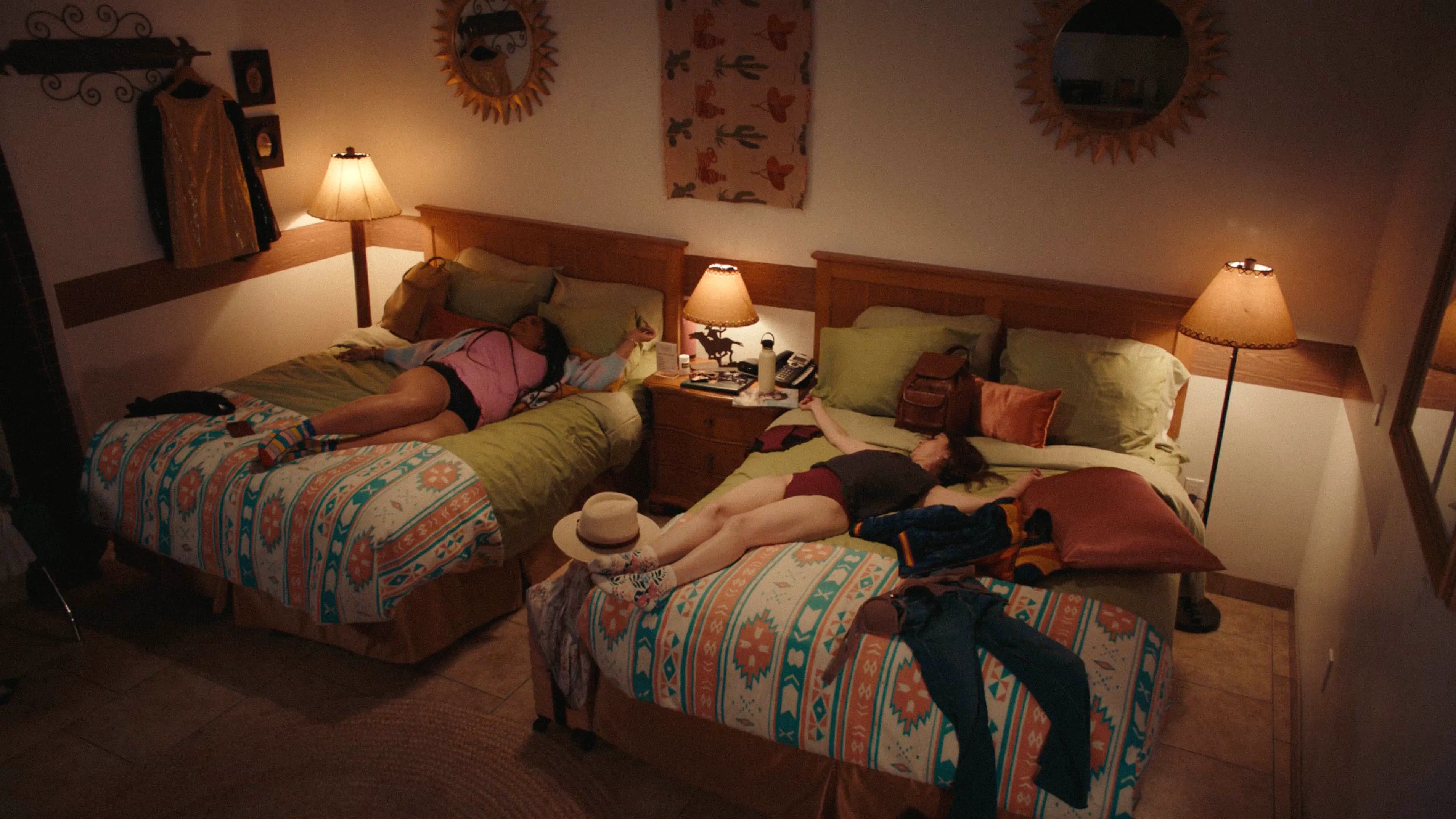 THINX 12 HR — motel room still